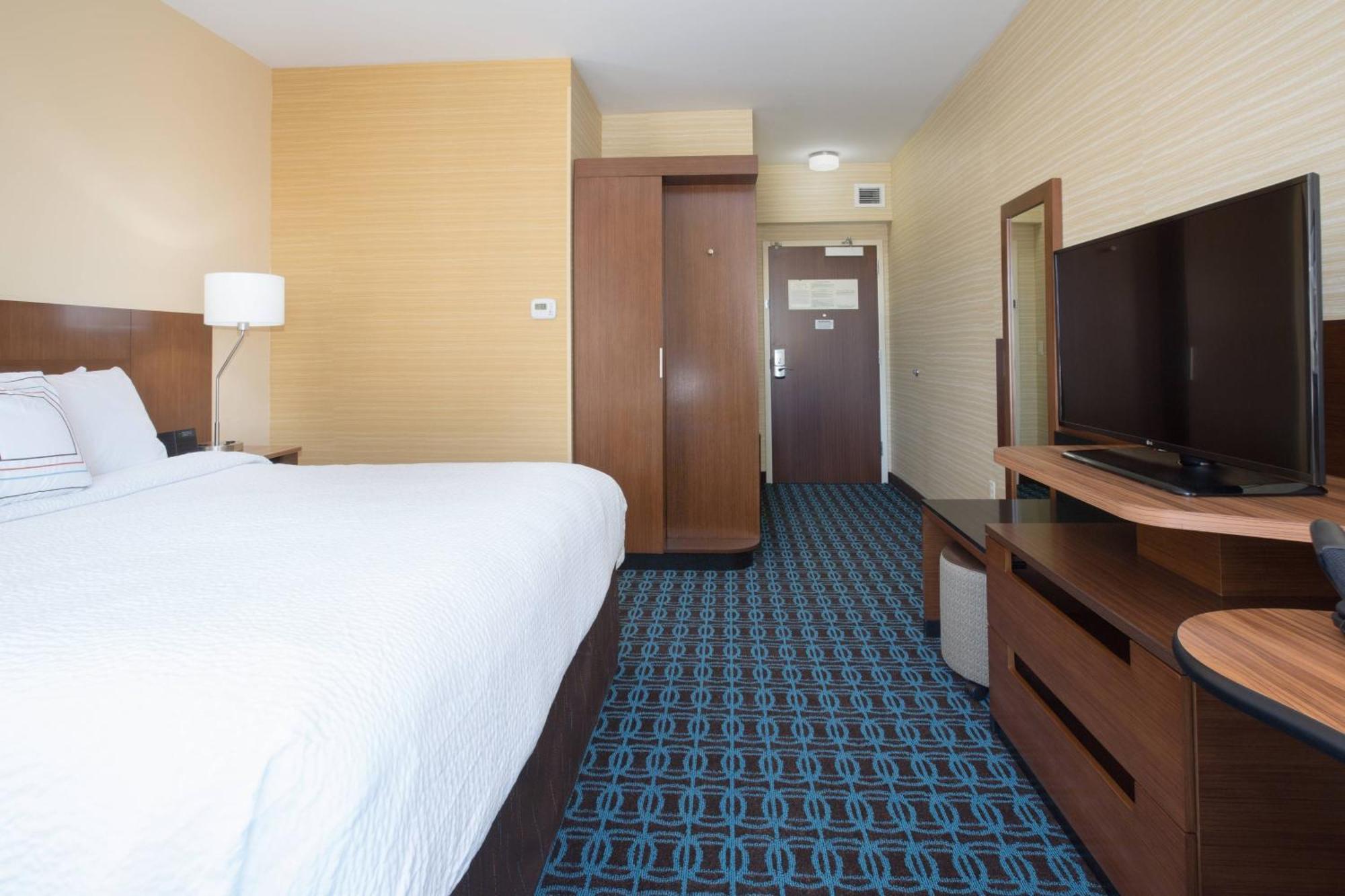 Fairfield Inn & Suites By Marriott Burlington Exterior foto
